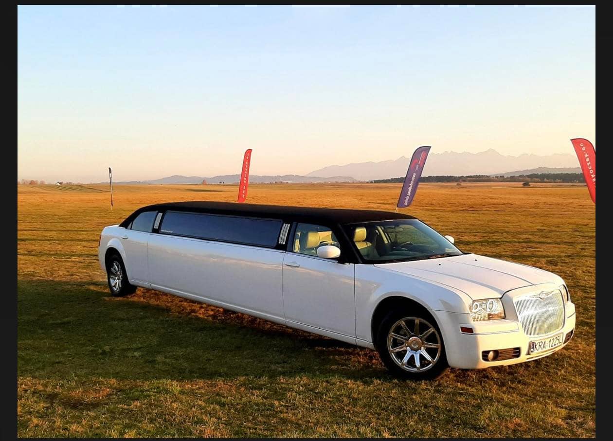 Krakow Stag Party Limo Package with Open Bar & Club Entry - main experience photo