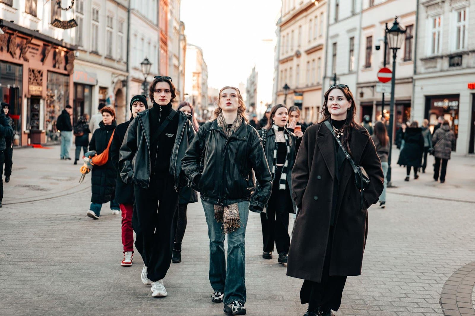 Krakow History Walking Tour with Drink and Polish Snack image 4